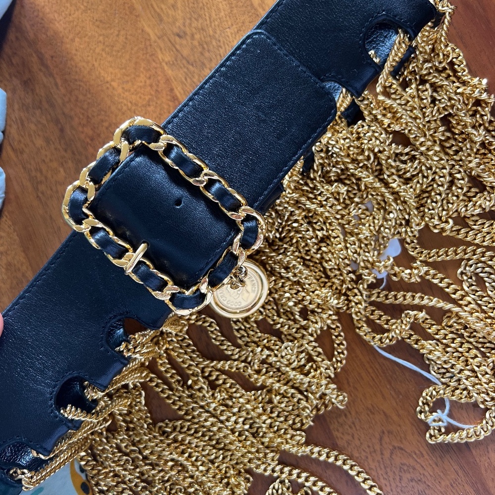 Iconic Chanel 90s Leather Chain Fringe Medallion Belt - Picture 5 of 5